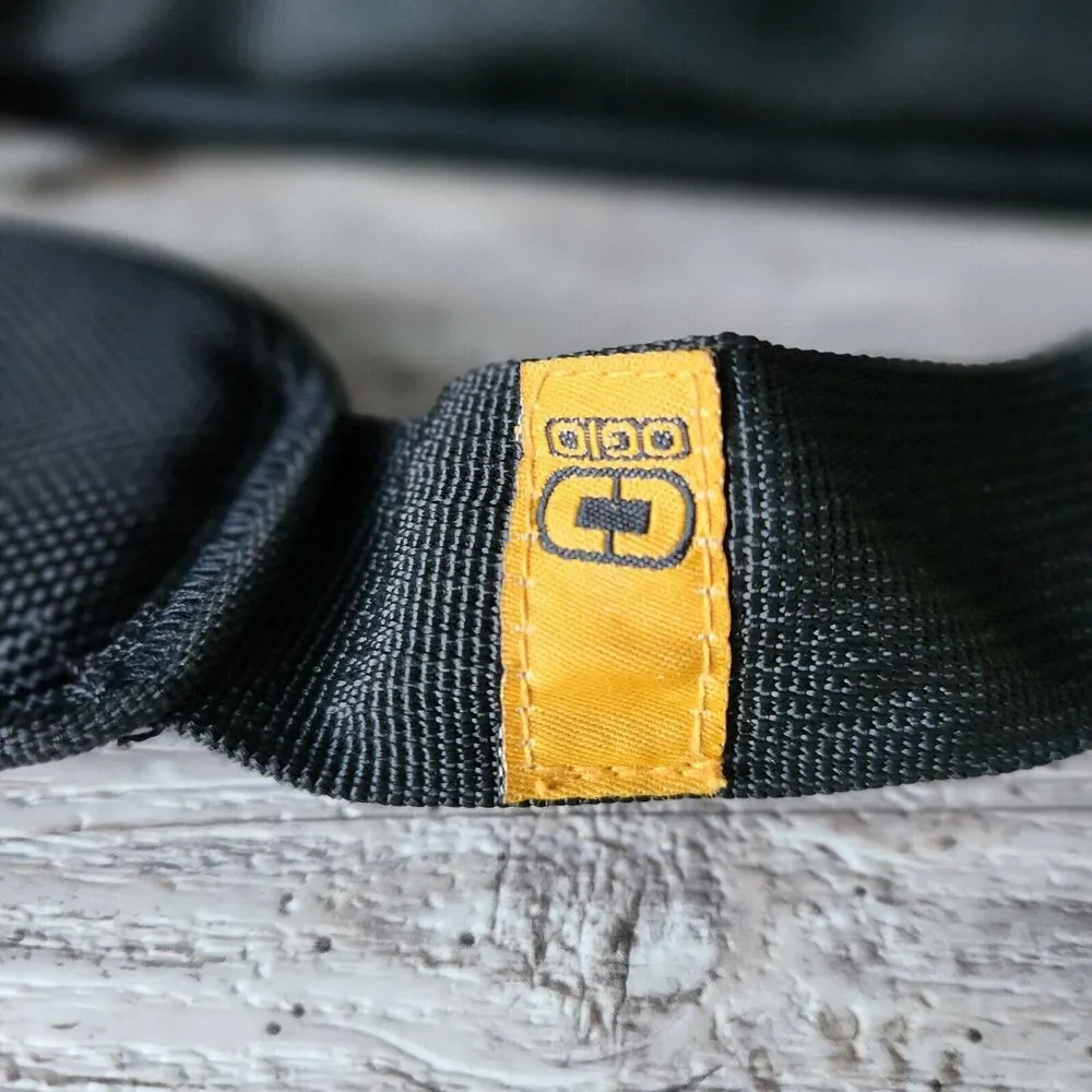 Ogio Laptop Messenger Bag Multi-Zip Compartment Carrying‎ Padded Pocket Black